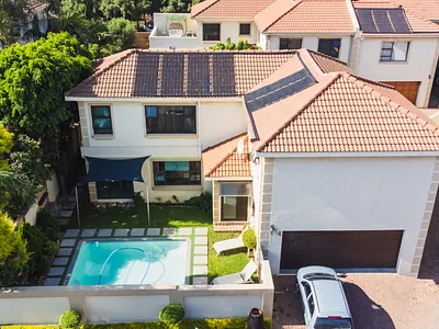 4 Bedroom Townhouse For Sale in Edenvale - RLHW.webp