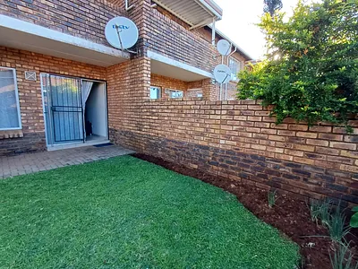 2 Bedroom Apartment For Sale in Akasia - vtyL.webp