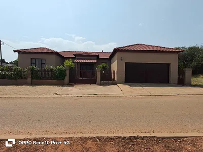 4 Bedroom House For Sale in Potchefstroom - Cisr.webp