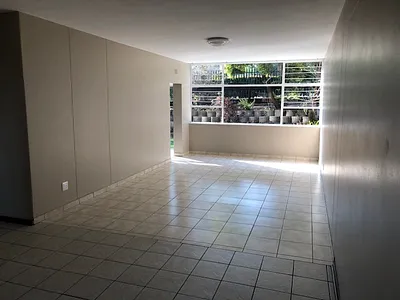 3 Bedroom Townhouse For Sale in Edenvale - 6M6f.webp