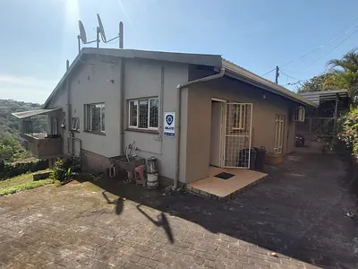 4 Bedroom House For Sale in Durban - img