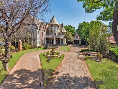 9 Bedroom House For Sale in Centurion - n6k8.webp