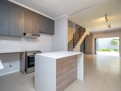 3 Bedroom Apartment For Sale in Sandton - img