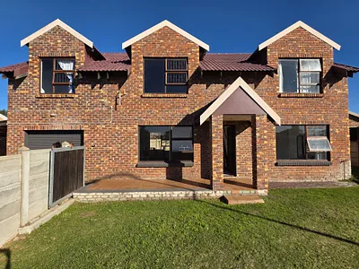 4 Bedroom House For Sale in Jeffreys Bay - QIfX.webp