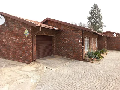 2 Bedroom Townhouse For Sale in Parys - img