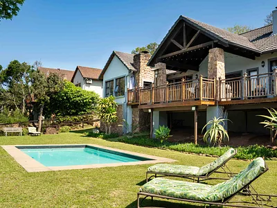 4 Bedroom House For Sale in Hillcrest - img