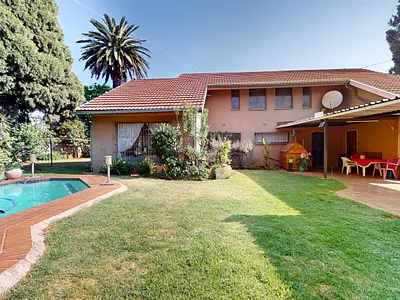 3 Bedroom House For Sale in Boksburg - gf4B.webp