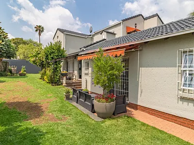 4 Bedroom House For Sale in Edenvale - UyvA.webp