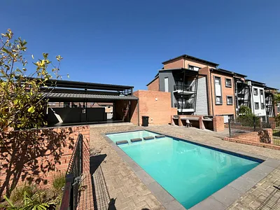 2 Bedroom Apartment For Sale in Midrand - img