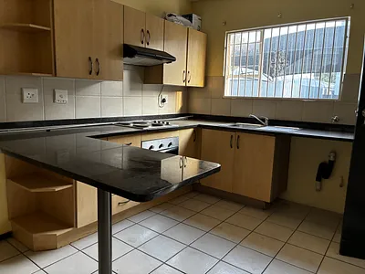 2 Bedroom Apartment For Sale in Boksburg - GzuC.webp