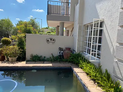 3 Bedroom Townhouse To Rent in Pretoria - img