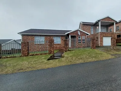 5 Bedroom House For Sale in East London - img