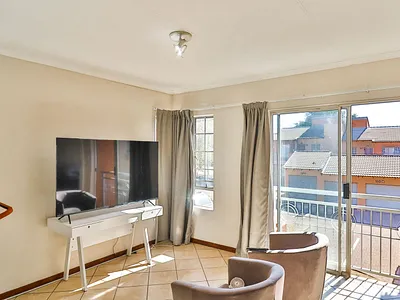 2 Bedroom Apartment For Sale in Midrand - 9y0y.webp