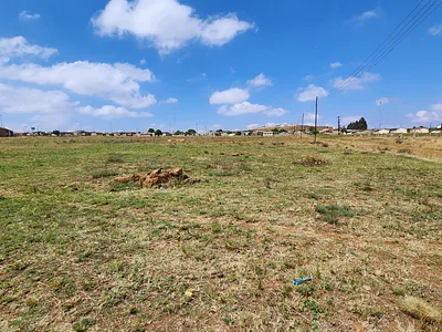 Vacant Land For Sale in Balfour - img