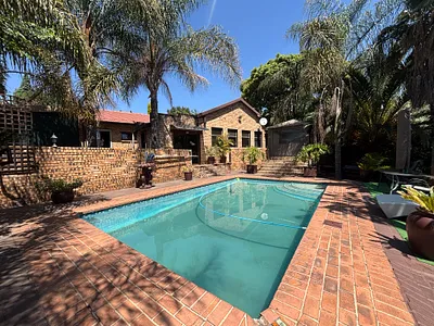 4 Bedroom House For Sale in Witbank - img