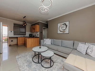 2 Bedroom Townhouse For Sale in Roodepoort - cmkj.webp