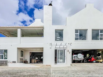4 Bedroom House For Sale in Agulhas - img