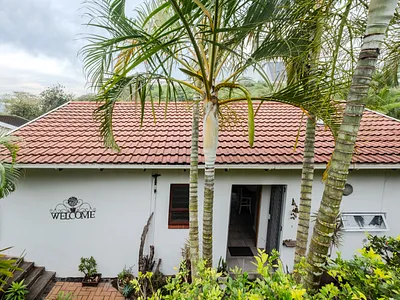 2 Bedroom Townhouse For Sale in Durban North - Rzn3.webp