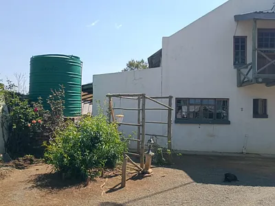 3 Bedroom House For Sale in Swartruggens - q11s.webp