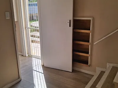 1 Bedroom Apartment To Rent in East London - dquw.webp