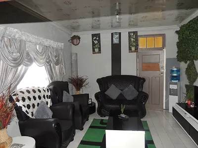 3 Bedroom House For Sale in Johannesburg - sgBS.webp