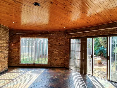 3 Bedroom House For Sale in Boksburg - IOeY.webp