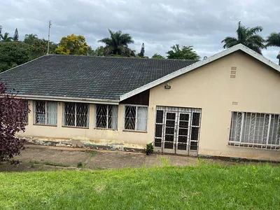 4 Bedroom House To Rent in Empangeni - img