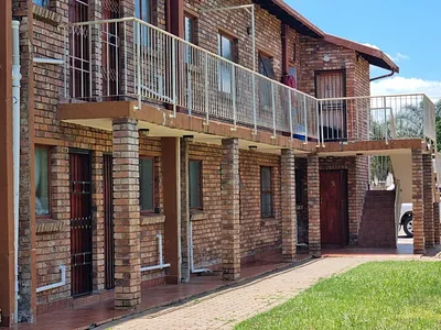 2 Bedroom Apartment For Sale in Pretoria - Nq5X.webp