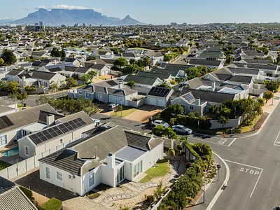 3 Bedroom House For Sale in Blouberg - RalL.webp