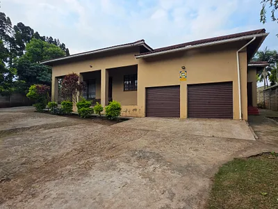 4 Bedroom House For Sale in Empangeni - img