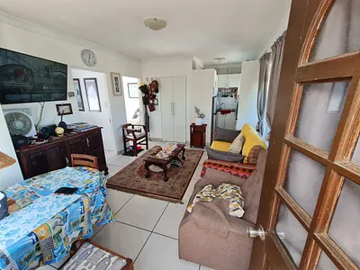 2 Bedroom Townhouse For Sale in Jeffreys Bay - U1Fu.webp