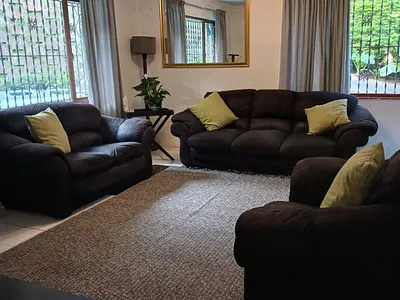 3 Bedroom House To Rent in Queensburgh - CAgb.webp