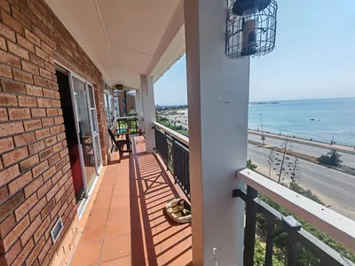 3 Bedroom Apartment To Rent in Port Elizabeth - b2On.webp
