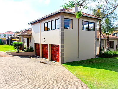 4 Bedroom House For Sale in Witbank - img