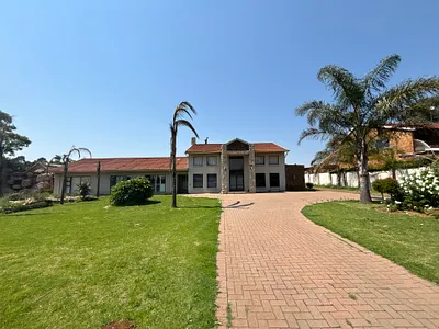 4 Bedroom House For Sale in Benoni - img