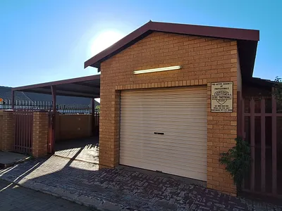 3 Bedroom Townhouse To Rent in Witbank - img