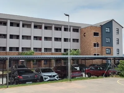 2 Bedroom Apartment For Sale in Midrand - bKaw.webp