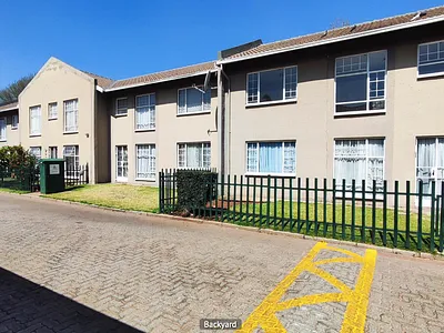3 Bedroom Townhouse For Sale in Boksburg - img