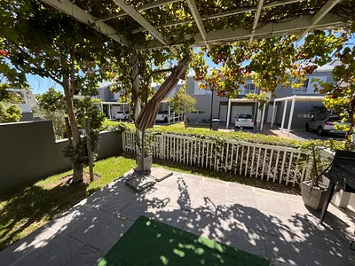 2 Bedroom Apartment To Rent in Somerset West - g6LG.webp