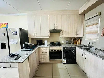 2 Bedroom Apartment For Sale in Alberton - reIT.webp
