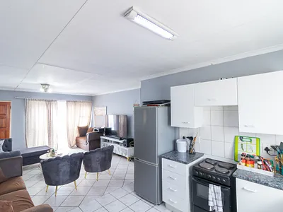 2 Bedroom Apartment For Sale in Midrand - k2dj.webp