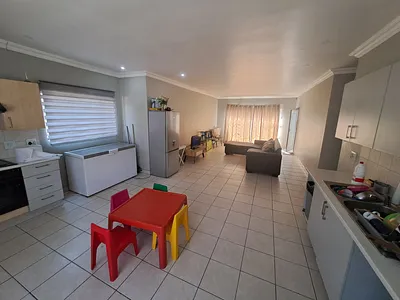 3 Bedroom House For Sale in Johannesburg - W7bb.webp