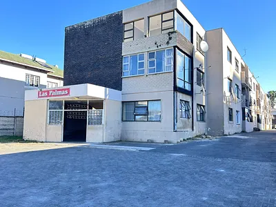 1 Bedroom Apartment For Sale in East London - 6xYl.webp