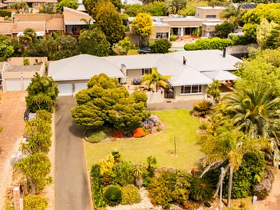 4 Bedroom House For Sale in Bellville - YjHA.webp