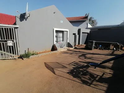 3 Bedroom House For Sale in Pretoria - vEKe.webp