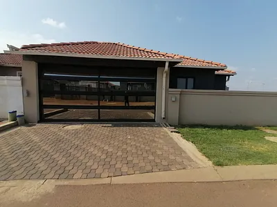 3 Bedroom House For Sale in Pretoria - V7wN.webp