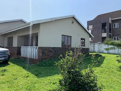 2 Bedroom Apartment To Rent in Durban - img