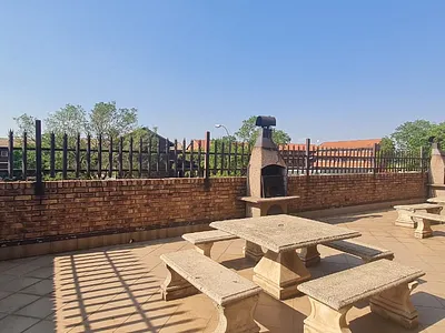 2 Bedroom Apartment To Rent in Kempton Park - img