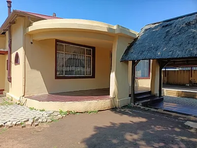 3 Bedroom House For Sale in Brakpan - S5pN.webp