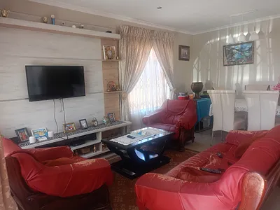 3 Bedroom House For Sale in Vanderbijlpark CE 7, Vanderbijlpark CE - 4g4K.webp